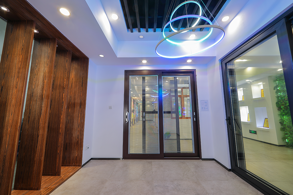 雷雨臺(tái)風(fēng)天來(lái)襲，你家門窗能“頂住”嗎？(圖3)