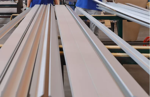 向假冒偽劣鋁材產品重拳出擊！中亞鋁業(yè)教你如何辨別真假！(圖6)