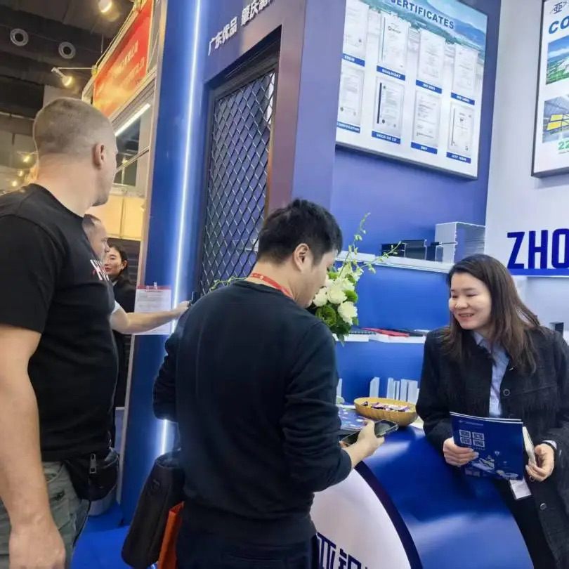 中亞鋁業(yè) “鋁” 光閃耀：廣交會首日現場搶“鮮”看！(圖6)